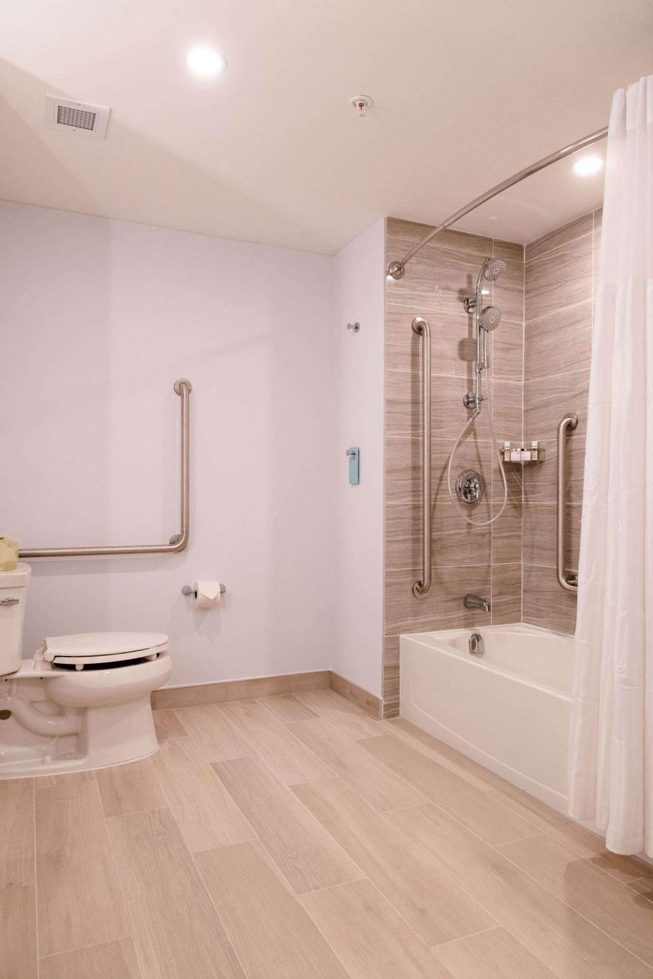Hilton Garden Inn Sudbury, Ontario, Canada Экстерьер фото